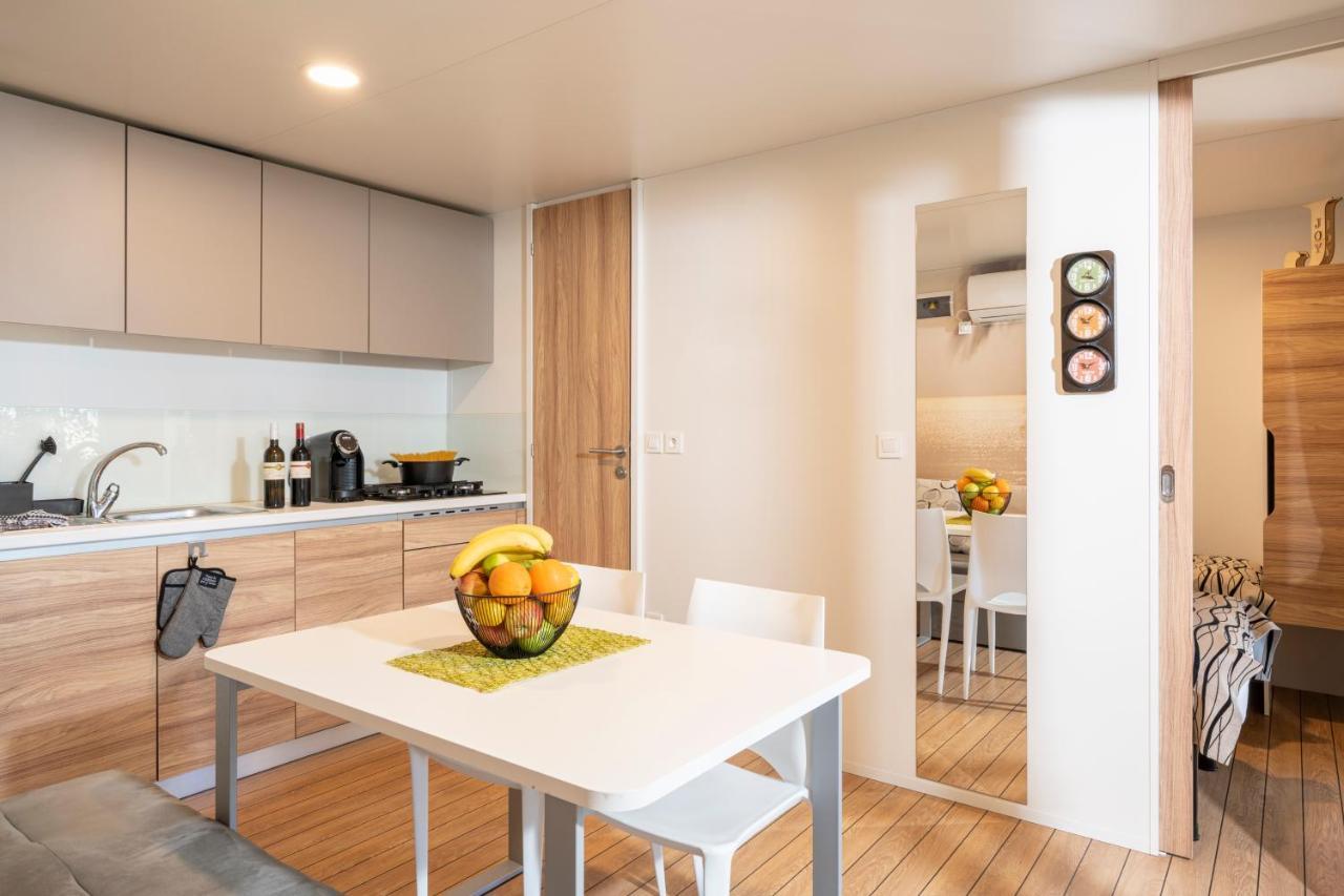 Mobile Home Joy Porton Biondi Rovinj Eksteriør bilde